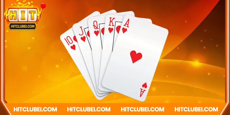 Vì sao nên chơi game bài baccarat tại Hitclub?